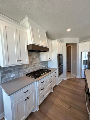 4162 Gable Lane, Woodbury, MN 55129