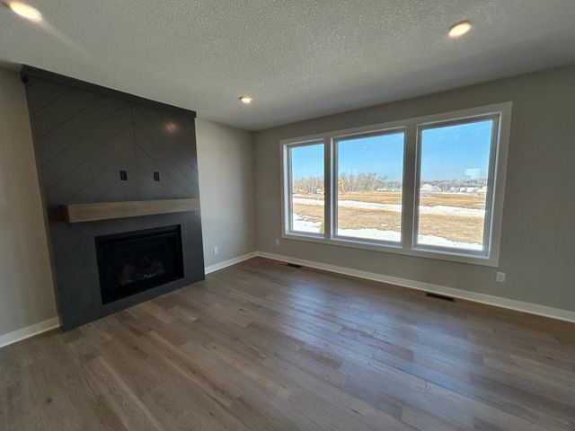 4162 Gable Lane, Woodbury, MN 55129