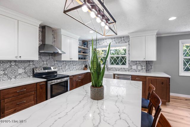 602 Canterbury Road, Sanford, NC 27330