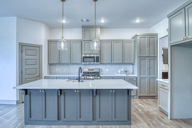 2317 Alameda Park Drive, Norman, OK 73071