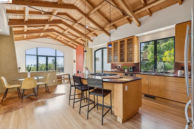 150 Vicente Rd, Berkeley, CA 94705