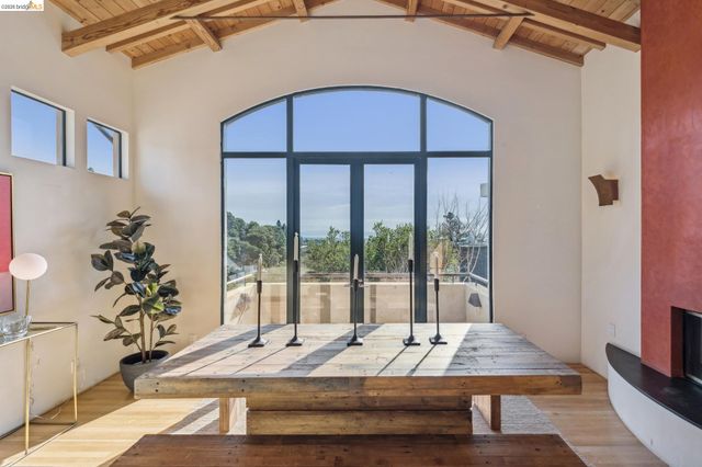 150 Vicente Rd, Berkeley, CA 94705