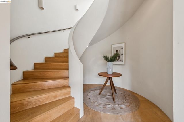 150 Vicente Rd, Berkeley, CA 94705