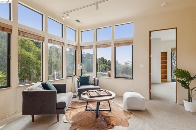 150 Vicente Rd, Berkeley, CA 94705