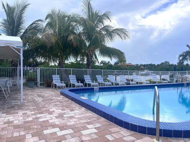 4201 S OCEAN Boulevard I3, South Palm Beach, FL 33480