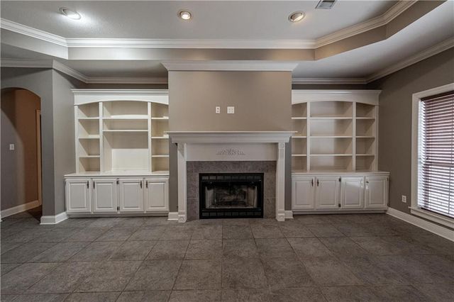 6209 WEST AARON Drive, Alexandria, LA 71303