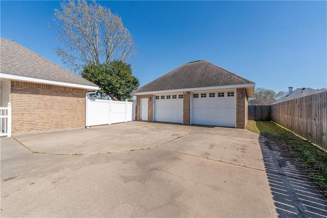 6209 WEST AARON Drive, Alexandria, LA 71303