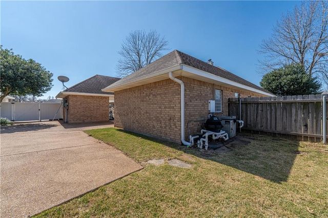 6209 WEST AARON Drive, Alexandria, LA 71303