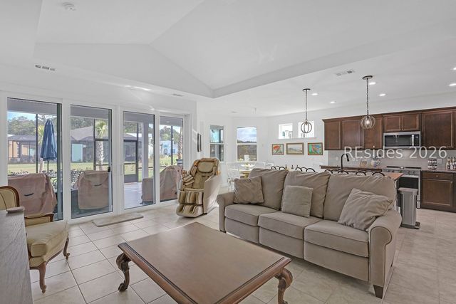 68 Sand Castle Dr, Hardeeville, SC 29927
