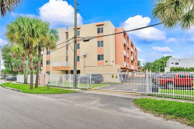 2400 NW 16th St Road, Miami, FL 33125