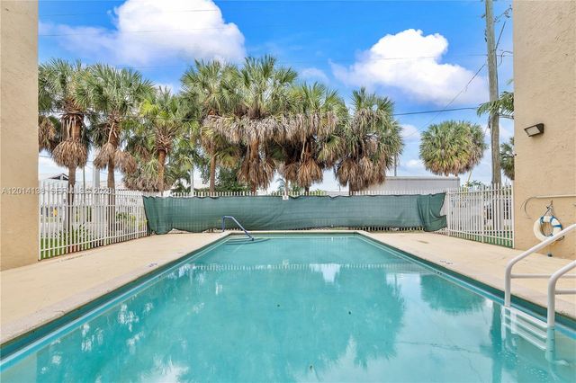 2400 NW 16th St Road, Miami, FL 33125