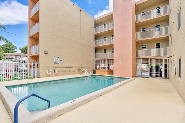 2400 NW 16th St Road, Miami, FL 33125