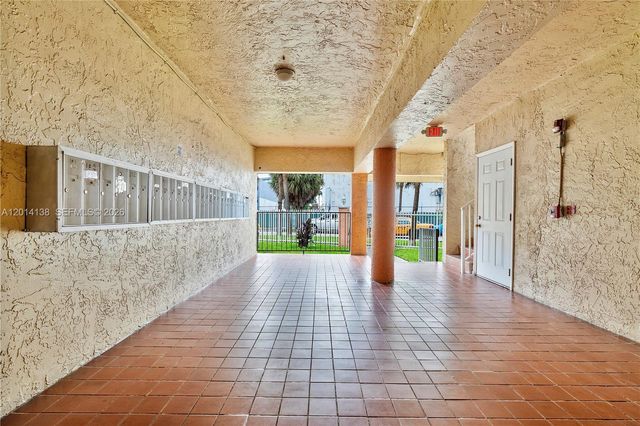 2400 NW 16th St Road, Miami, FL 33125