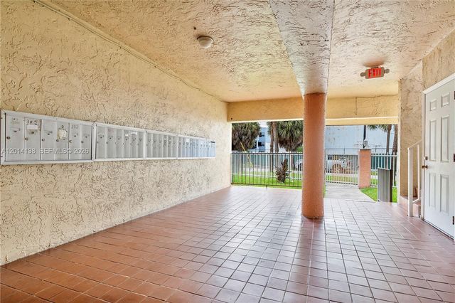 2400 NW 16th St Road, Miami, FL 33125