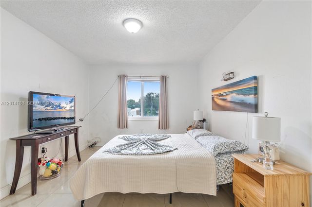 2400 NW 16th St Road, Miami, FL 33125