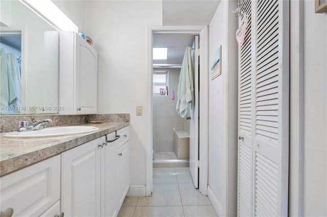 2400 NW 16th St Road, Miami, FL 33125