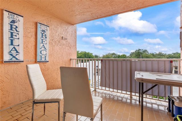 2400 NW 16th St Road, Miami, FL 33125