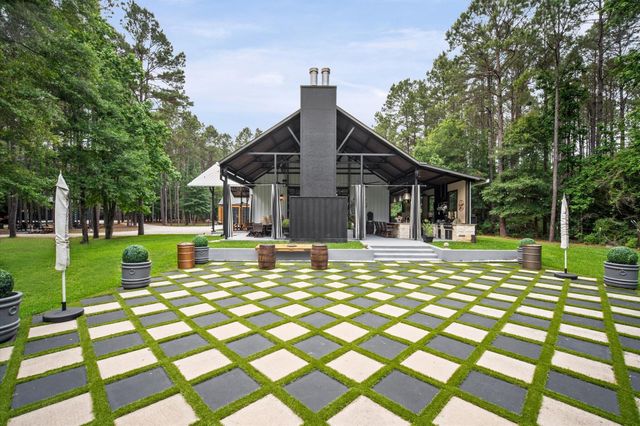 21394 Big Buck Drive, Cleveland, TX 77328