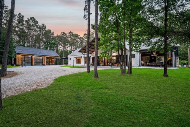21394 Big Buck Drive, Cleveland, TX 77328