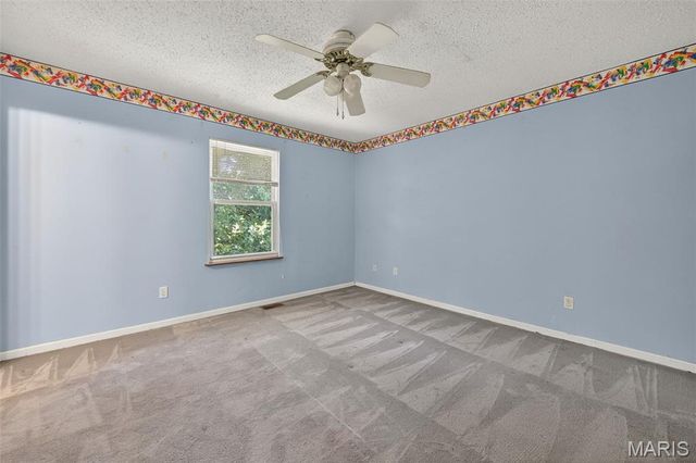 2307 S Milton Avenue, Overland, MO 63114