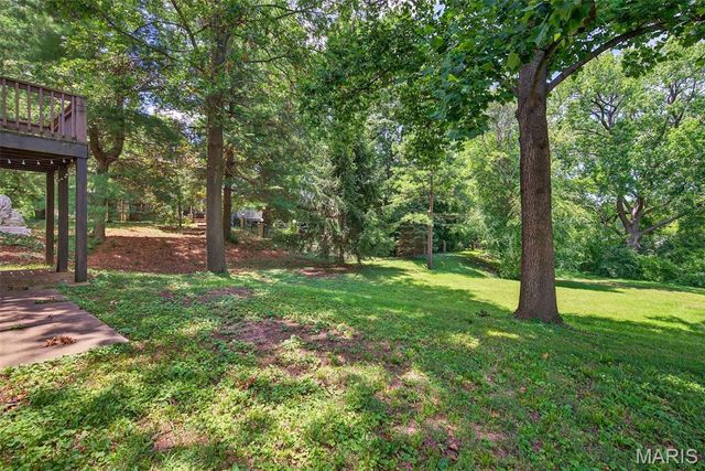 2307 S Milton Avenue, Overland, MO 63114
