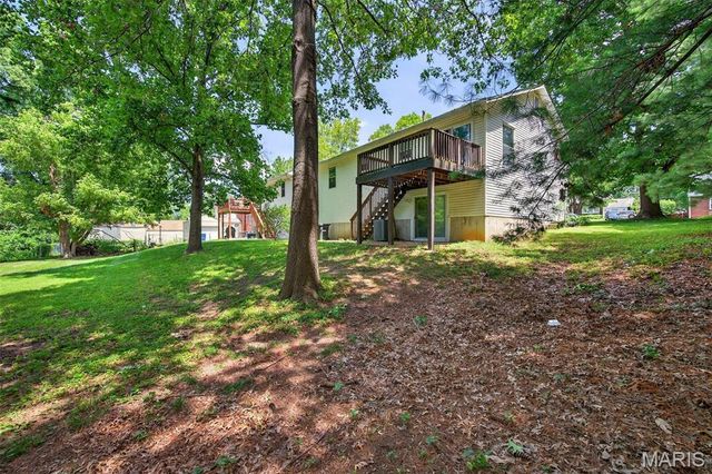 2307 S Milton Avenue, Overland, MO 63114