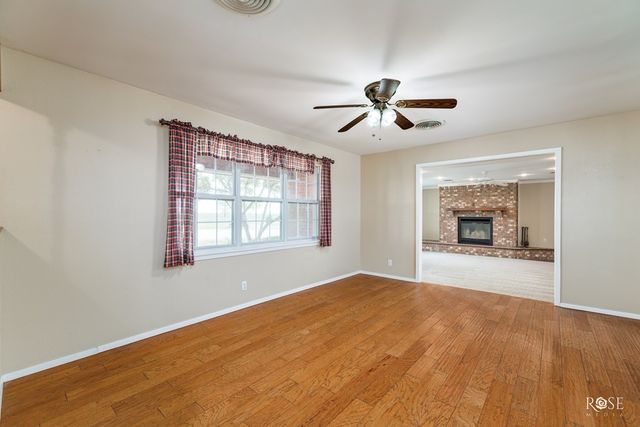 8862 Loop 570, Wall, TX 76957