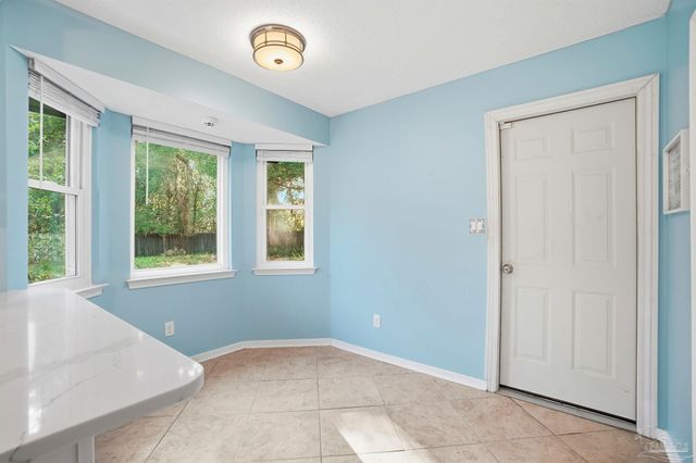 4605 Heatherwood Way, Pace, FL 32571