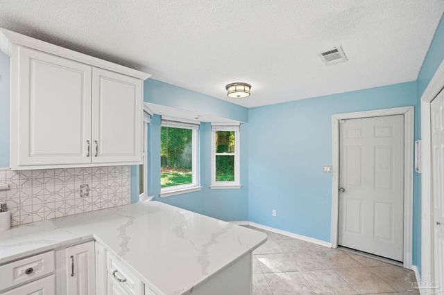 4605 Heatherwood Way, Pace, FL 32571