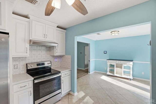 4605 Heatherwood Way, Pace, FL 32571