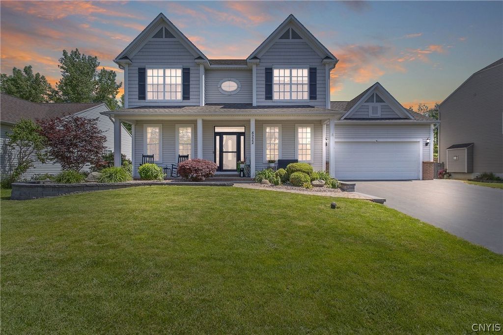 8222 Trellis Brook Lane, Clay, NY 13090