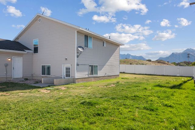 319 W 2325 N, Lehi, UT 84043