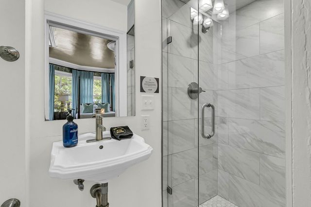 184 Ashley Avenue, Charleston, SC 29403