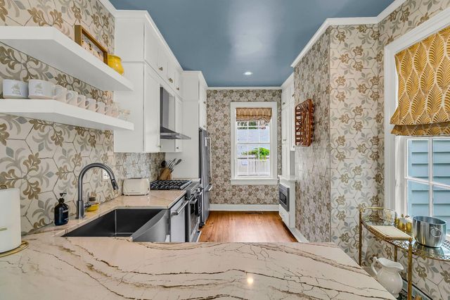 184 Ashley Avenue, Charleston, SC 29403