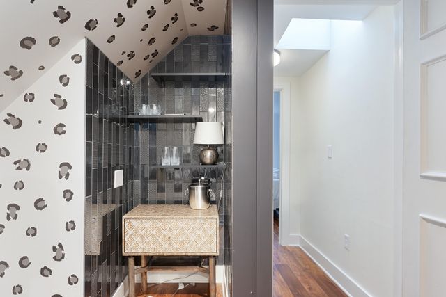 184 Ashley Avenue, Charleston, SC 29403