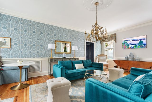 184 Ashley Avenue, Charleston, SC 29403
