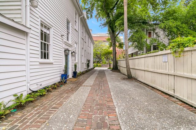 184 Ashley Avenue, Charleston, SC 29403