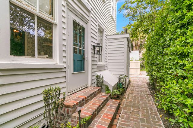 184 Ashley Avenue, Charleston, SC 29403