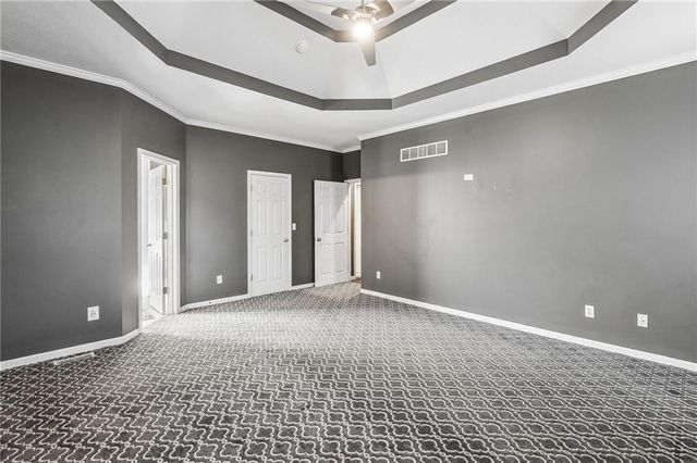 10616 NE 101ST Street, Kansas City, MO 64157
