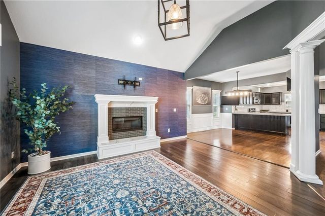 10616 NE 101ST Street, Kansas City, MO 64157