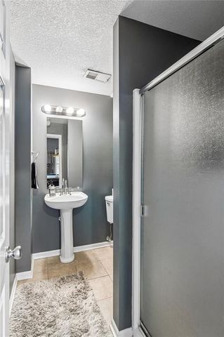 10616 NE 101ST Street, Kansas City, MO 64157