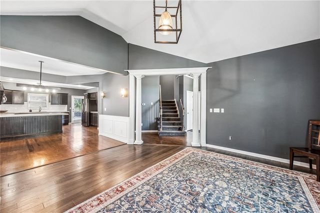 10616 NE 101ST Street, Kansas City, MO 64157