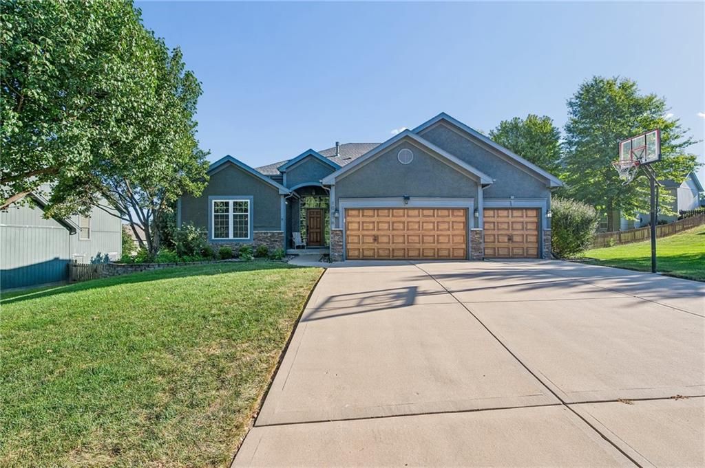 10616 NE 101ST Street, Kansas City, MO 64157
