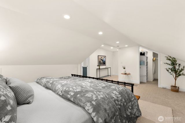 2568 28th Avenue W, Seattle, WA 98199