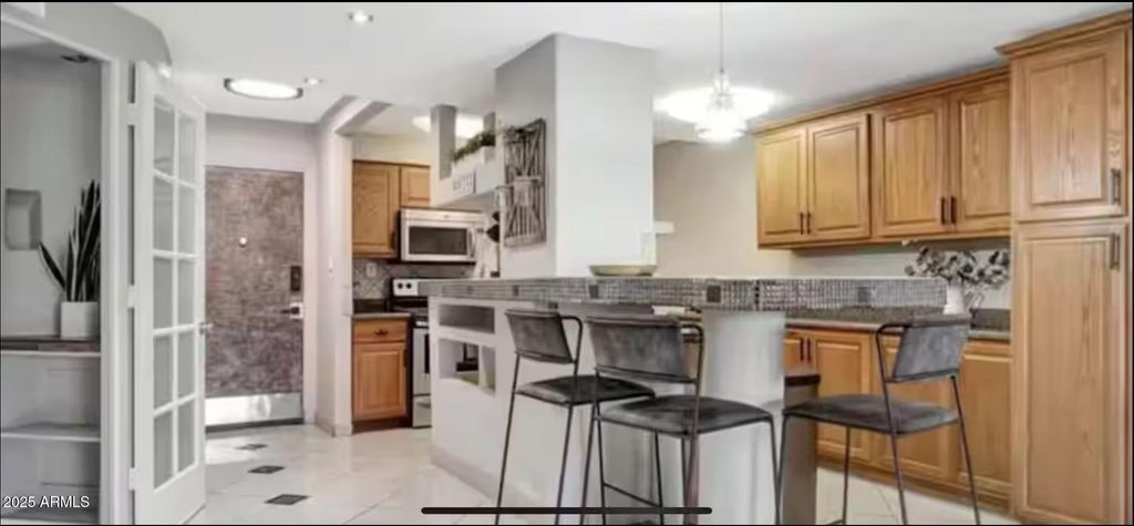 7625 E CAMELBACK Road B101, Scottsdale, AZ 85251 — photo 2