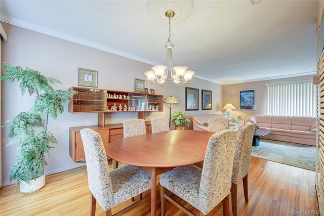 133 Kings Highway, Hauppauge, NY 11788