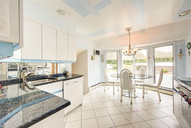 133 Kings Highway, Hauppauge, NY 11788