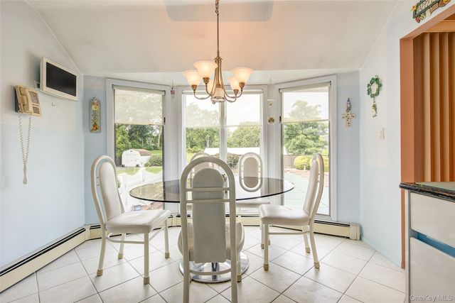 133 Kings Highway, Hauppauge, NY 11788