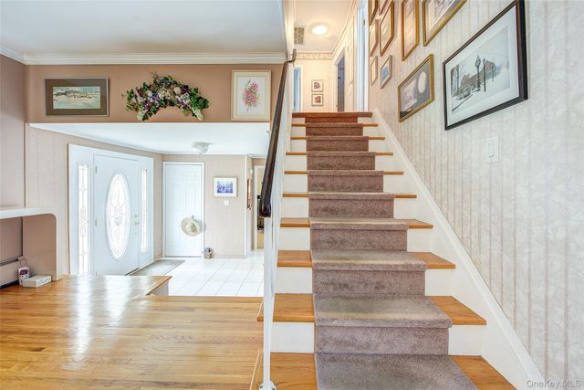 133 Kings Highway, Hauppauge, NY 11788