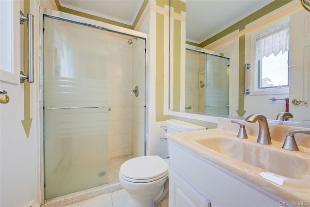 133 Kings Highway, Hauppauge, NY 11788